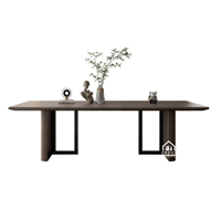 Bàn ăn dài gỗ tự nhiên – Thiết kế tối giản và sang trọng